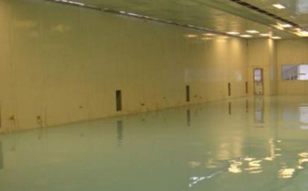 察隅自流平环氧地坪中涂