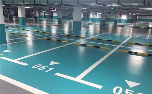 察隅察隅环氧地坪中涂：构筑坚固地面的关键环节